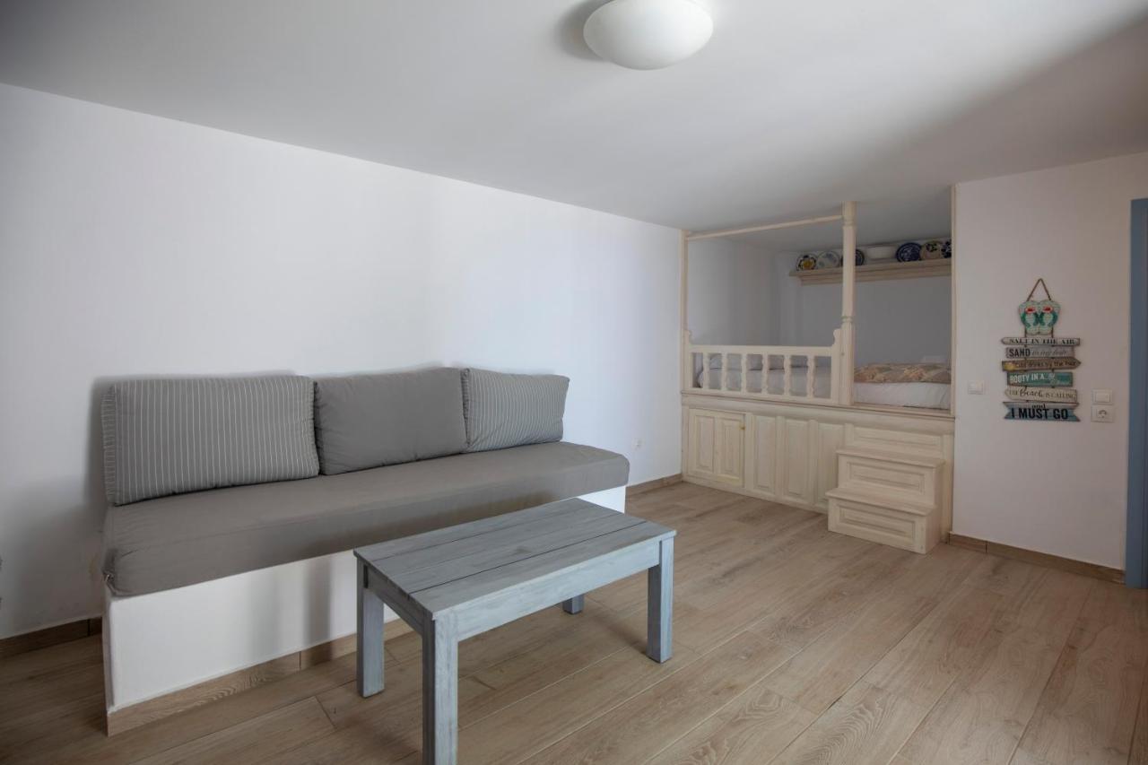 Ferienwohnung Thea Menetes Menetaí Exterior foto